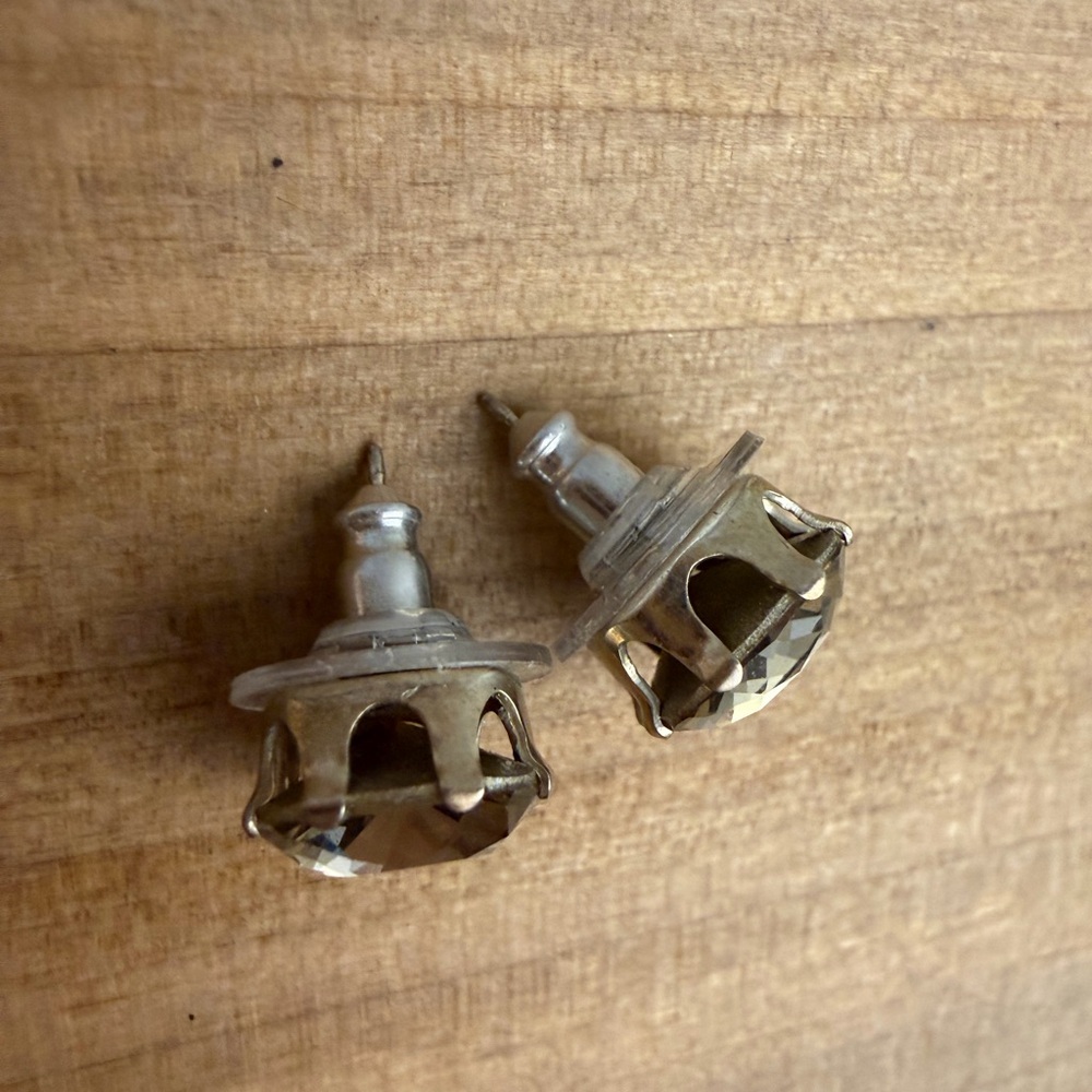 Noon Swarovski Stud Earring - LARGE - Picture 4 of 6